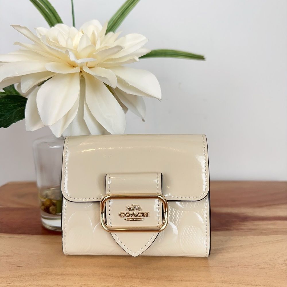 NWT COACH SMALL MORGAN‎ WALLET IN SIGNATURE LEATHER
